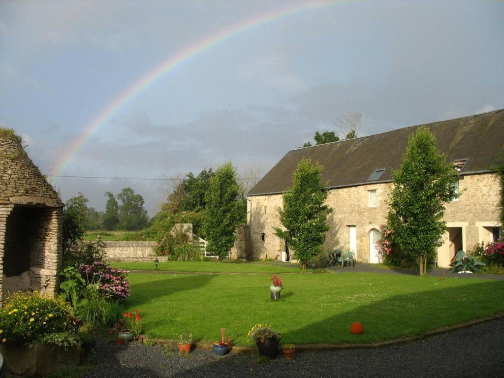 Chambres d'Hôtes Les Piéris Grandcamp-Maisy Exterior foto